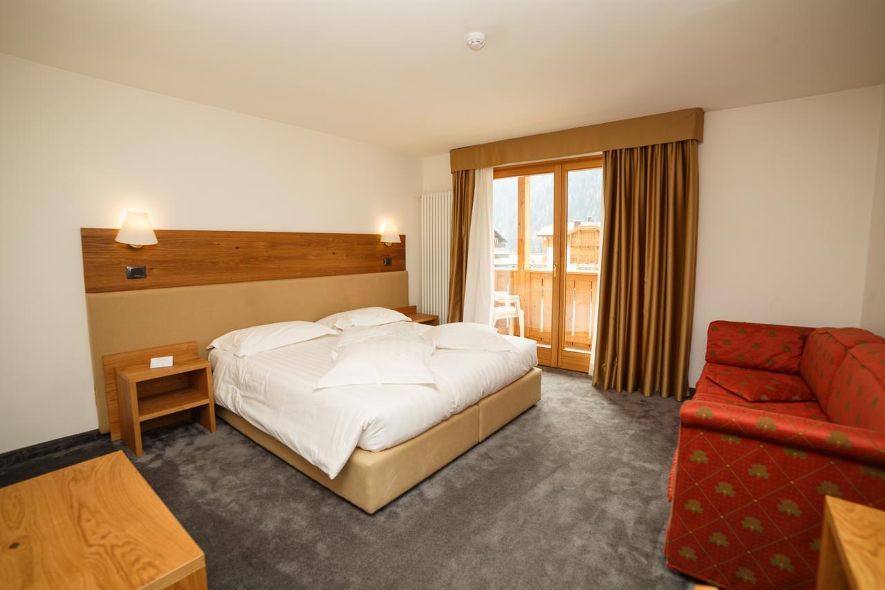 Olympic Regina Hotel Pinzolo Extérieur photo